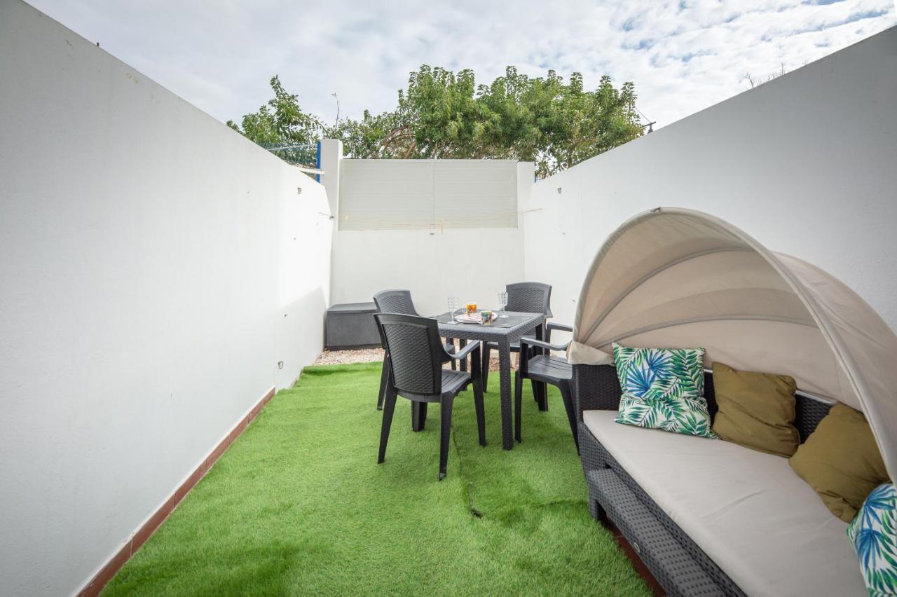 Modern Apartment Next To The Beach, Pets Friendly ベナルマデナ エクステリア 写真