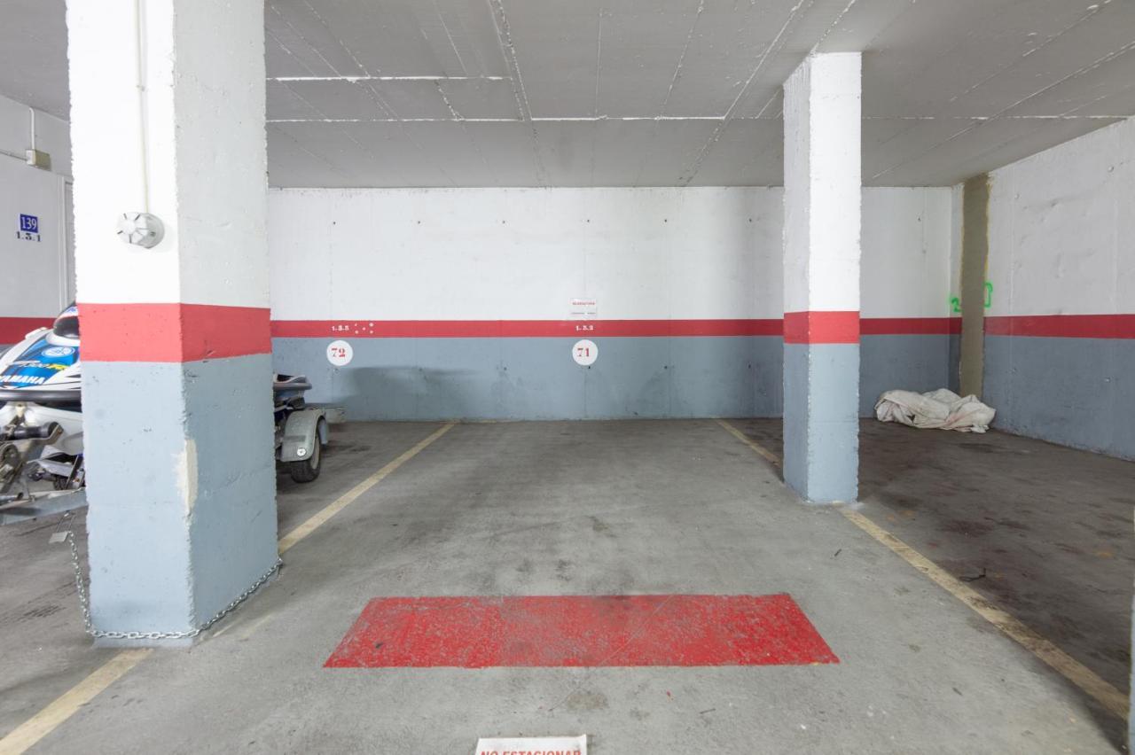 Modern Apartment Next To The Beach, Pets Friendly ベナルマデナ エクステリア 写真