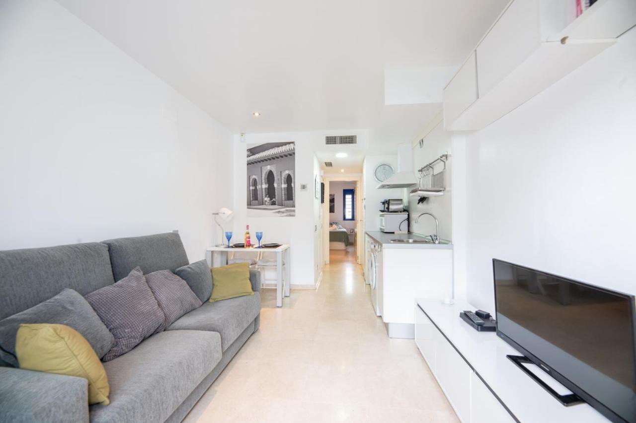 Modern Apartment Next To The Beach, Pets Friendly ベナルマデナ エクステリア 写真